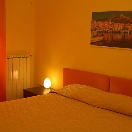 Piano Verde Casa Vacanze 3* Casteldaccia