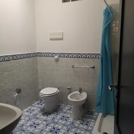 Piano Verde Casa Vacanze Alojamento de Acomodação e Pequeno-almoço Casteldaccia